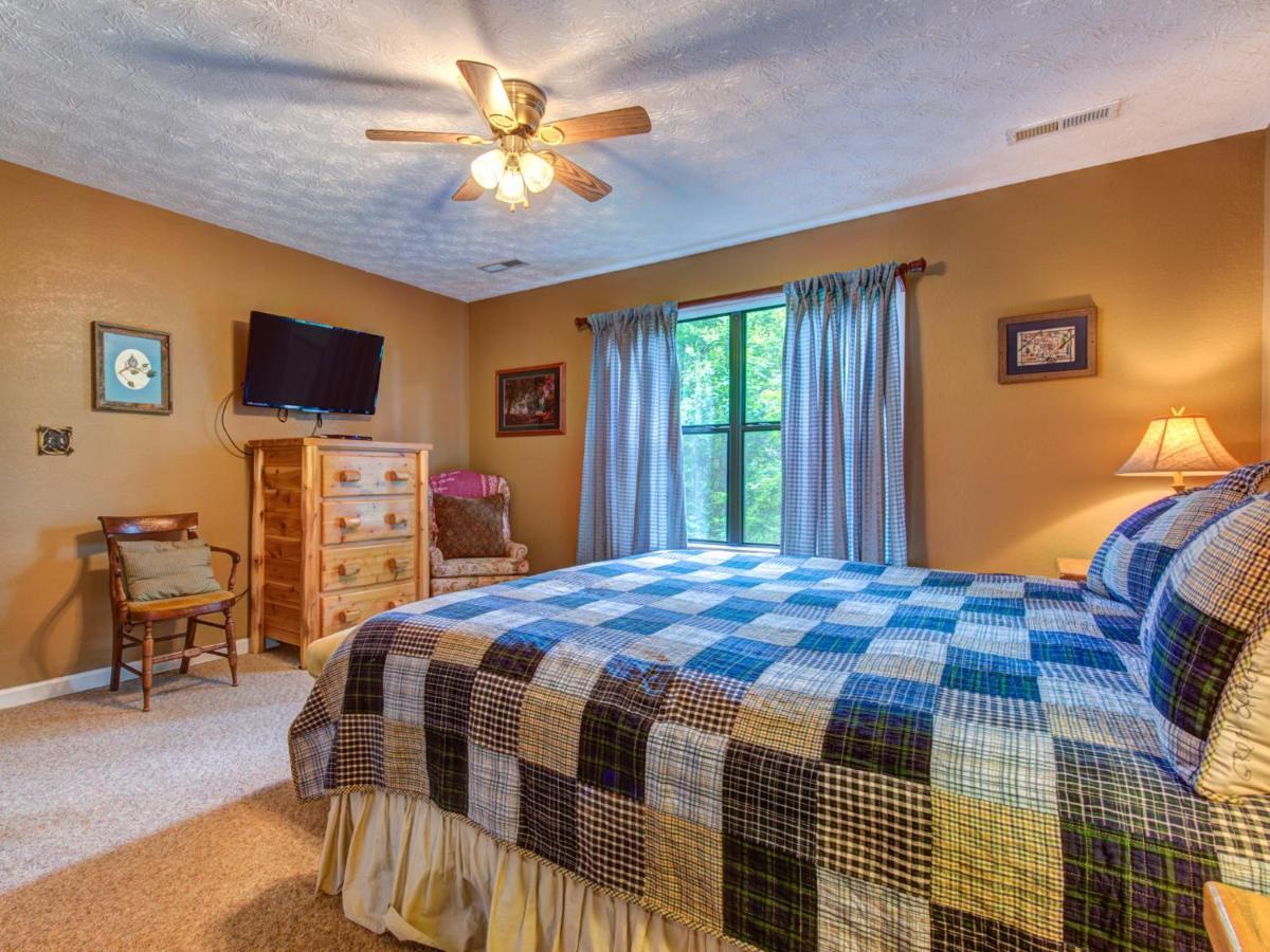 Great Expectations, 3 Bedrooms, Fireplace, Pool Table, Hot Tub, Sleeps 10 Gatlinburg Exterior foto